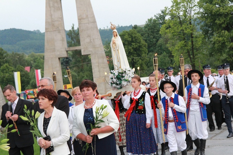 Ołtarz św. Antoniego w Męcinie