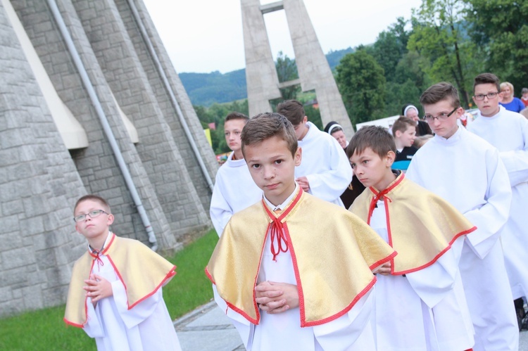 Ołtarz św. Antoniego w Męcinie