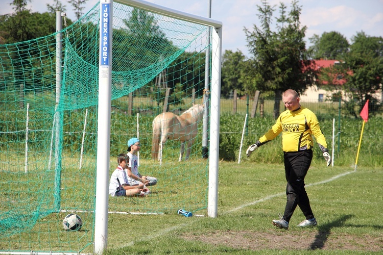 Mecz księży z oldbojami Widzewa Łódź