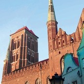 Bazylika Mariacka to największa ceglana świątynia w Europie. Jej budowa trwała 159 lat.