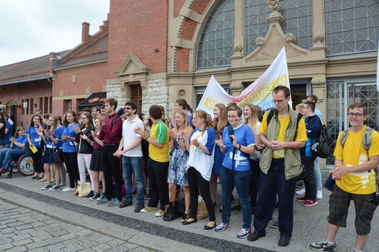 Flash mob wolontariuszy ŚDM