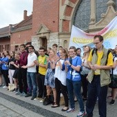 Wolontariusze ŚDM opanowali centrum Opola