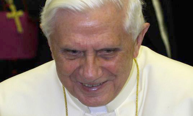 Franciszek na 65-leciu święceń Benedykta XVI