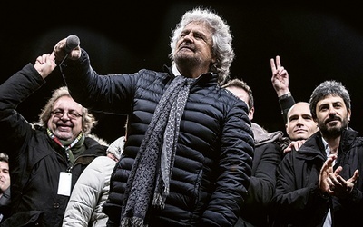 Beppe Grillo, znany satyryk, jest liderem Ruchu Pięciu Gwiazd.