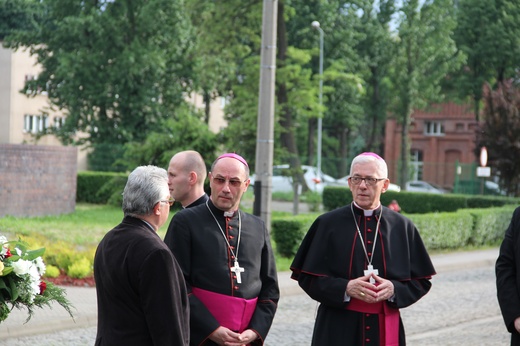 Wizyta prymasa Polski, abp. Wojciecha Polaka w KWK "Wujek"