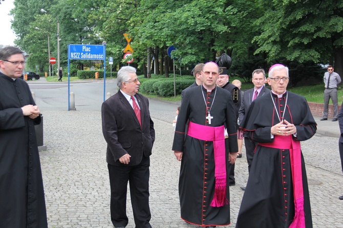 Wizyta prymasa Polski, abp. Wojciecha Polaka w KWK "Wujek"