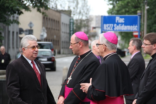 Wizyta prymasa Polski, abp. Wojciecha Polaka w KWK "Wujek"