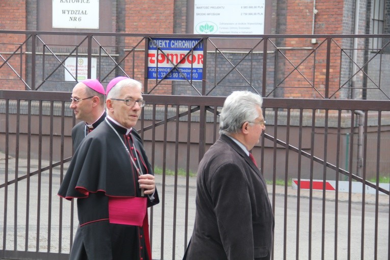 Wizyta prymasa Polski, abp. Wojciecha Polaka w KWK "Wujek"