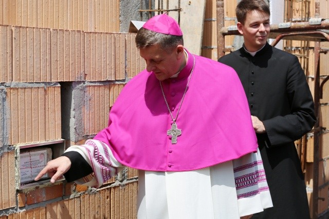 Wmurowanie kamienia węgielnego w Domu św. Józefa w Andrychowie