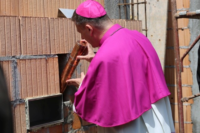 Wmurowanie kamienia węgielnego w Domu św. Józefa w Andrychowie