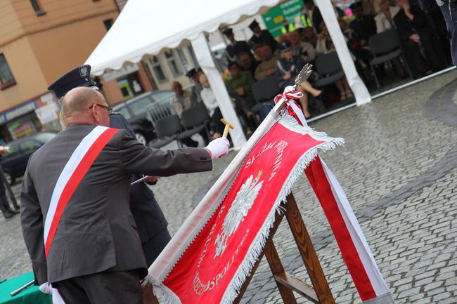 Poświęcenie sztandaru aresztu w Międzyrzeczu