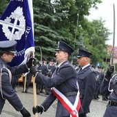 Poświęcenie sztandaru aresztu w Międzyrzeczu