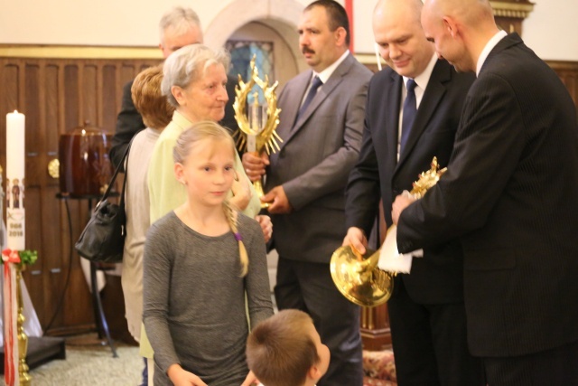 Znaki Bożego Miłosierdzia w bielskiej parafii Trójcy Przenajświętszej 