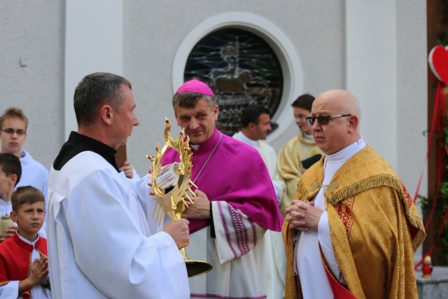 Znaki Bożego Miłosierdzia w bielskiej parafii Trójcy Przenajświętszej 