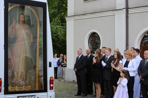 Znaki Bożego Miłosierdzia w bielskiej parafii Trójcy Przenajświętszej 