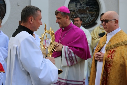 Znaki Bożego Miłosierdzia w bielskiej parafii Trójcy Przenajświętszej 