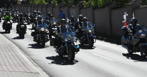 Franciszku, jadą zrobić raban!