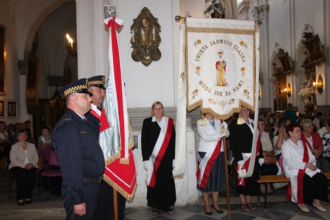 Pielgrzymka jadwiżańskich parafii