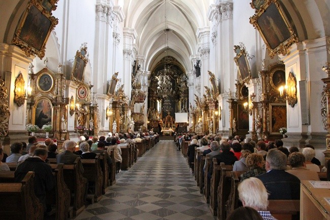 Pielgrzymka jadwiżańskich parafii