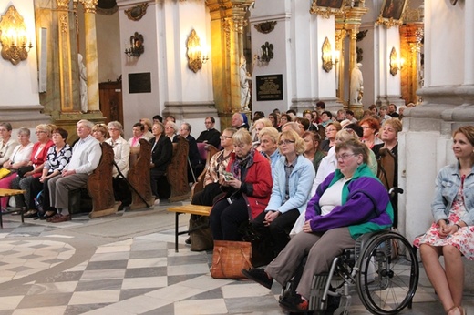 Pielgrzymka jadwiżańskich parafii