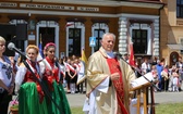 Poświęcenie pomnika św. abp. Bilczewskiego w Wilamowicach