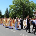 Poświęcenie pomnika św. abp. Bilczewskiego w Wilamowicach