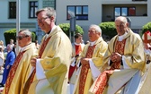 Poświęcenie pomnika św. abp. Bilczewskiego w Wilamowicach