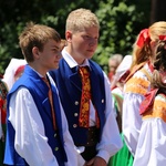 Poświęcenie pomnika św. abp. Bilczewskiego w Wilamowicach