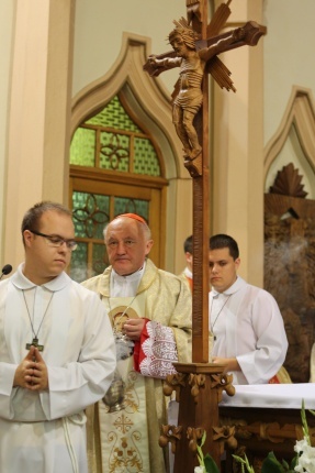 Poświęcenie pomnika św. abp. Bilczewskiego w Wilamowicach