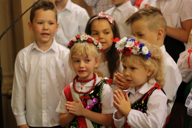 Poświęcenie pomnika św. abp. Bilczewskiego w Wilamowicach