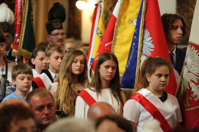 Poświęcenie pomnika św. abp. Bilczewskiego w Wilamowicach