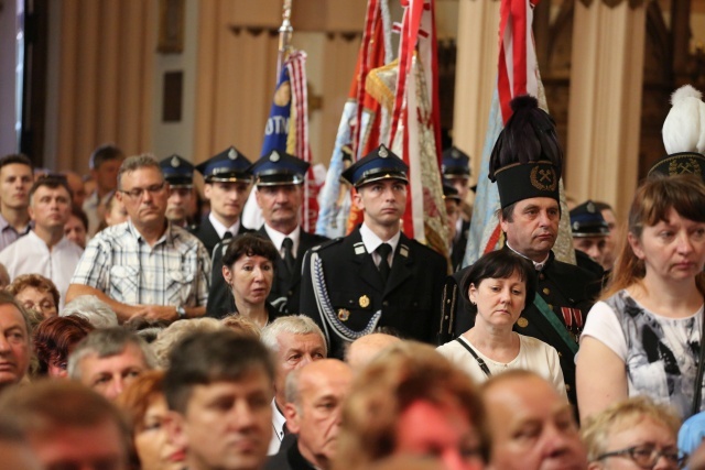 Poświęcenie pomnika św. abp. Bilczewskiego w Wilamowicach