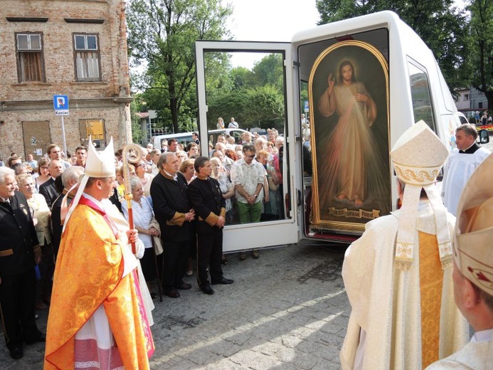 Pożegnanie Znaków Miłosierdzia w katedrze św. Mikołaja w Bielsku-Białej