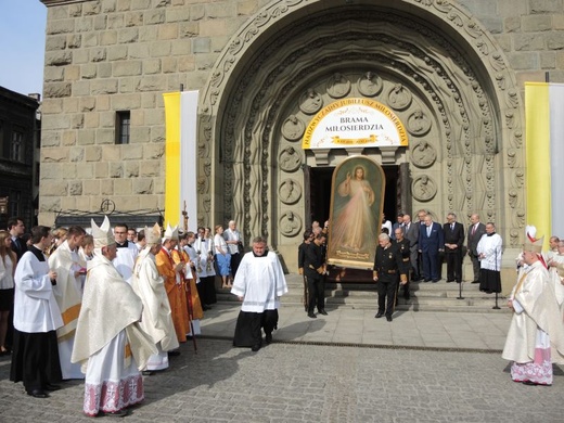 Pożegnanie Znaków Miłosierdzia w katedrze św. Mikołaja w Bielsku-Białej