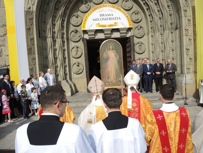 Pożegnanie Znaków Miłosierdzia w katedrze św. Mikołaja w Bielsku-Białej