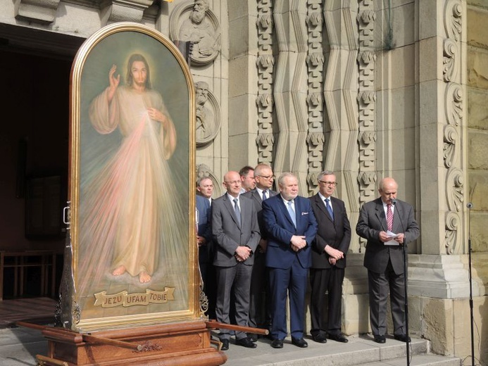 Pożegnanie Znaków Miłosierdzia w katedrze św. Mikołaja w Bielsku-Białej