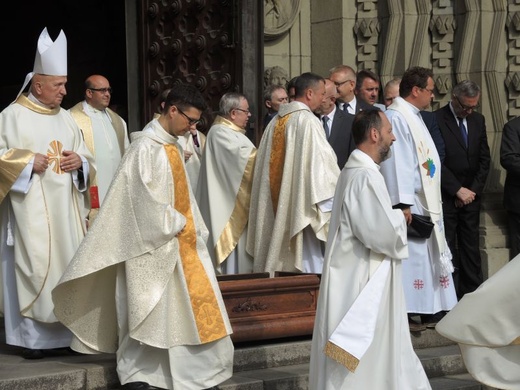 Pożegnanie Znaków Miłosierdzia w katedrze św. Mikołaja w Bielsku-Białej