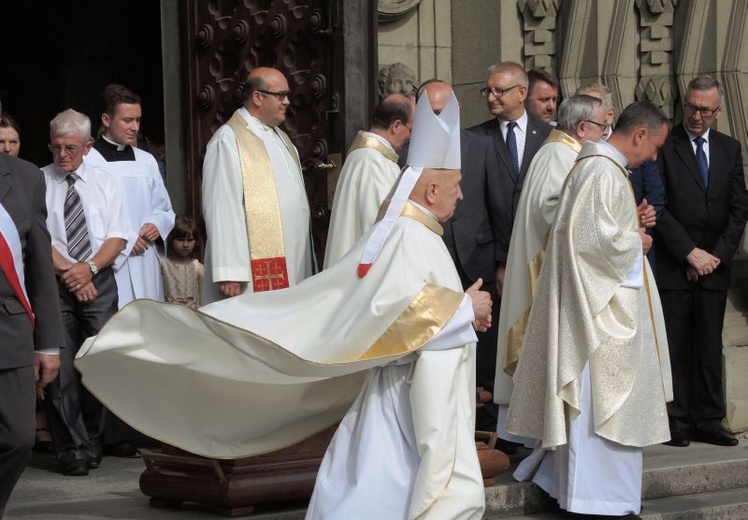 Pożegnanie Znaków Miłosierdzia w katedrze św. Mikołaja w Bielsku-Białej