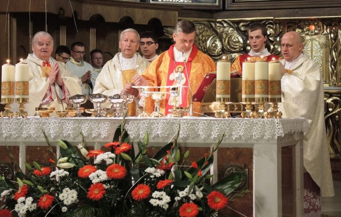 Pożegnanie Znaków Miłosierdzia w katedrze św. Mikołaja w Bielsku-Białej