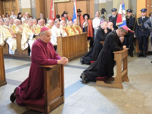 Pożegnanie Znaków Miłosierdzia w katedrze św. Mikołaja w Bielsku-Białej