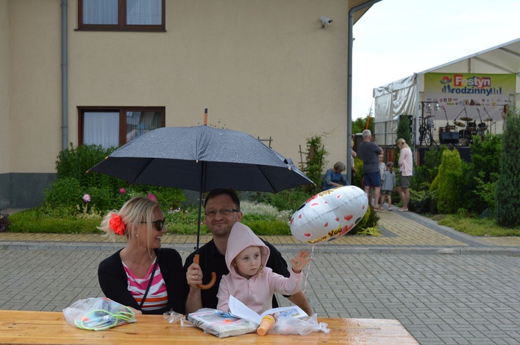 Festyn rodzinny w parafii św. Jana Pawła II