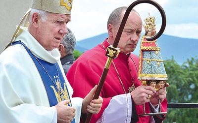 Ksiądz Andrzej Adamiak od 27 lat jest kustoszem na Górze Iglicznej. 