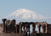 Armenia: Czy wizyta papieża przyniesie pokój?