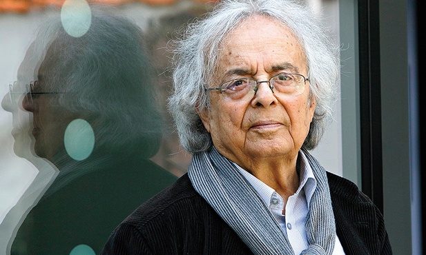 Adonis nazywa się naprawdę Ali Ahmad Sa`id.