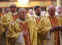 Kapłani diecezji bielsko-żyweckiej w katedrze