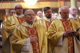 Kapłani diecezji bielsko-żyweckiej w katedrze