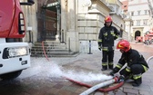 Ćwiczenia strażaków na Wawelu