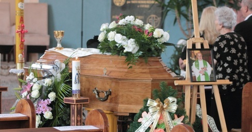 Pogrzeb śp. ks. Zbigniewa Domińskiego