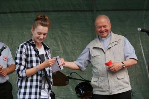 Piknik rodzinny w bielskiej parafii NSPJ 2016