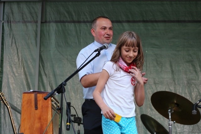 Piknik rodzinny w bielskiej parafii NSPJ 2016